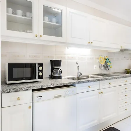 ☀ Povoa Sunset Views Повуа-ди-Варзин